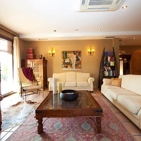 Katxi Hotel 2*